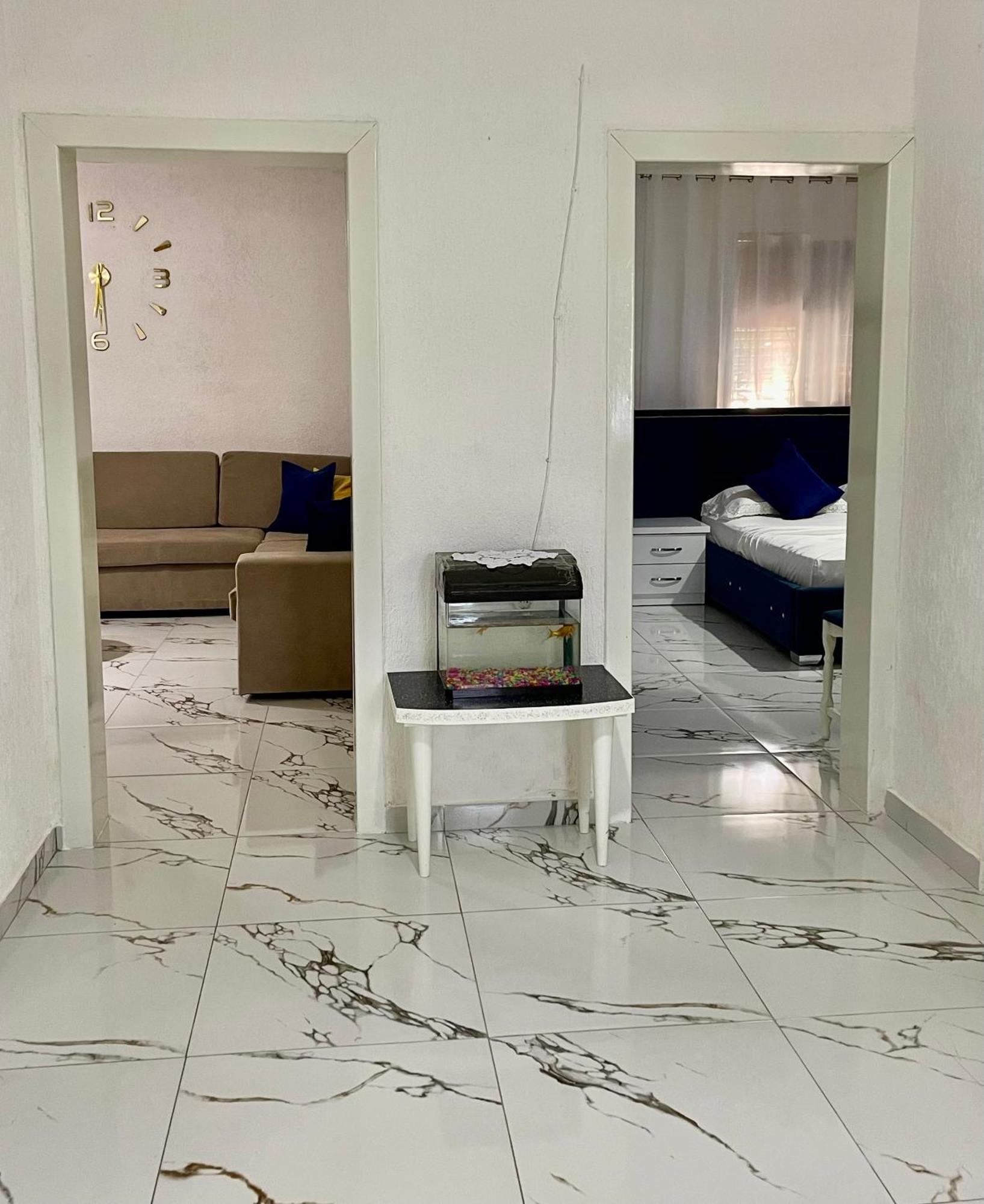 Guest House Dea Vlorë 외부 사진