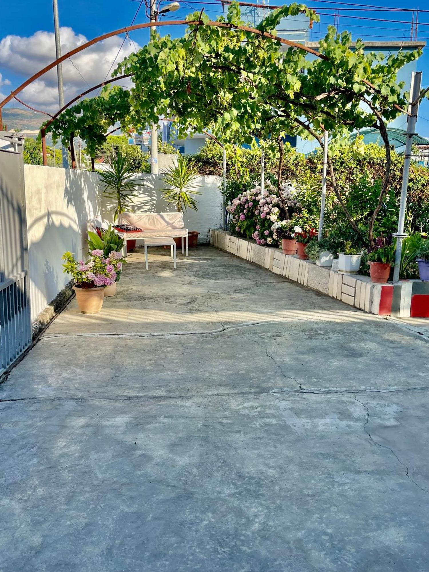 Guest House Dea Vlorë 외부 사진