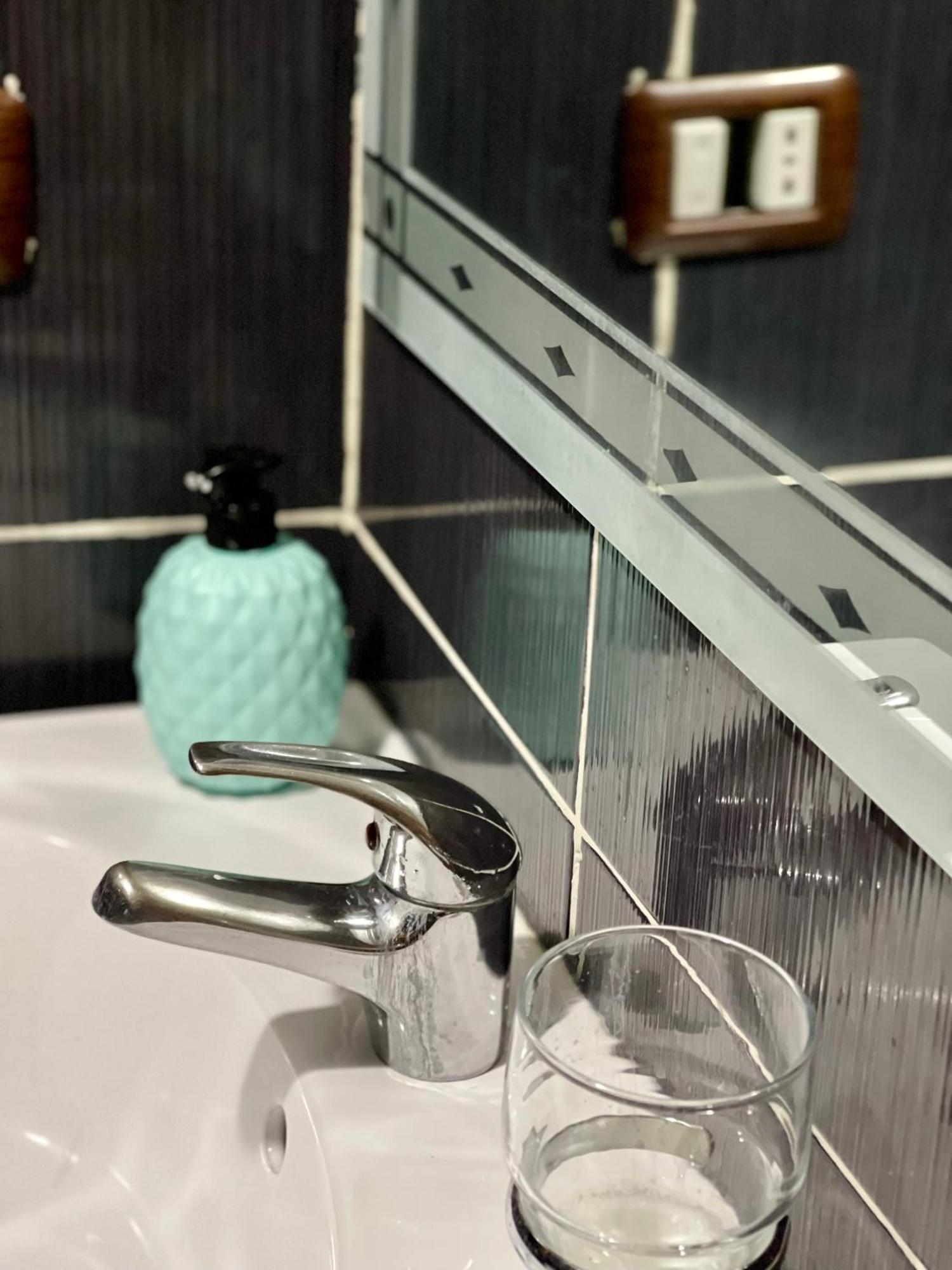 Guest House Dea Vlorë 외부 사진